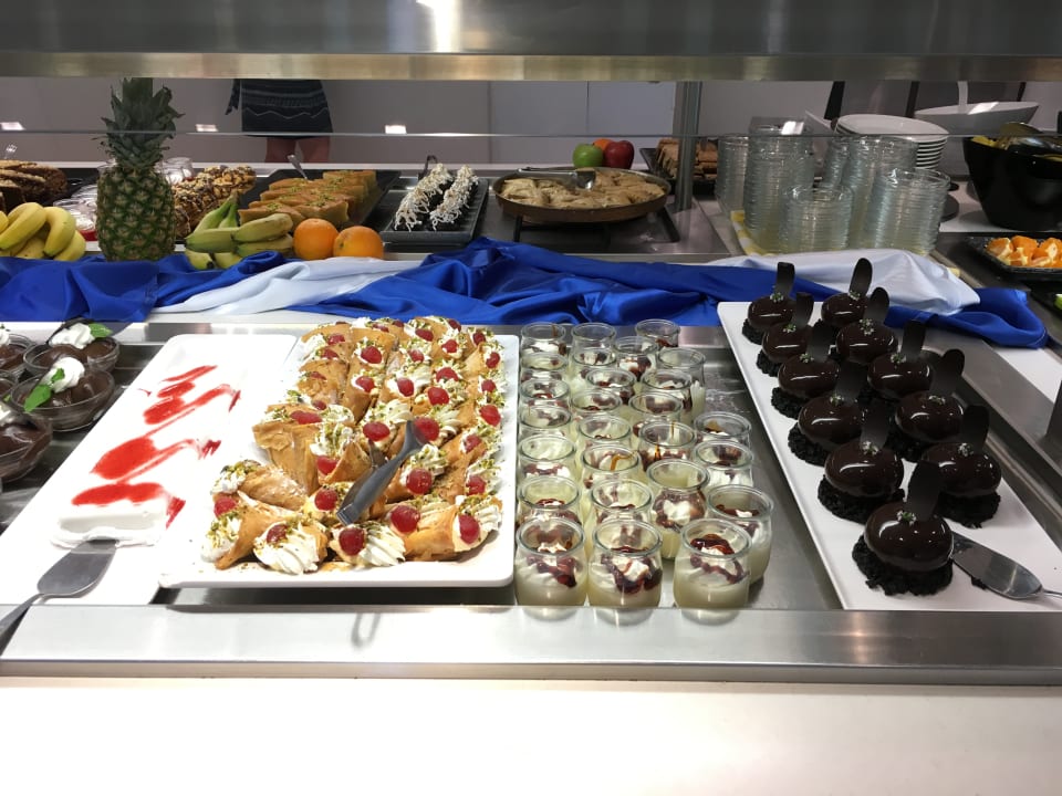 Gastro Caravia Beach Hotel