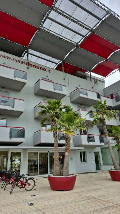 Außenansicht Domino Suite Hotel