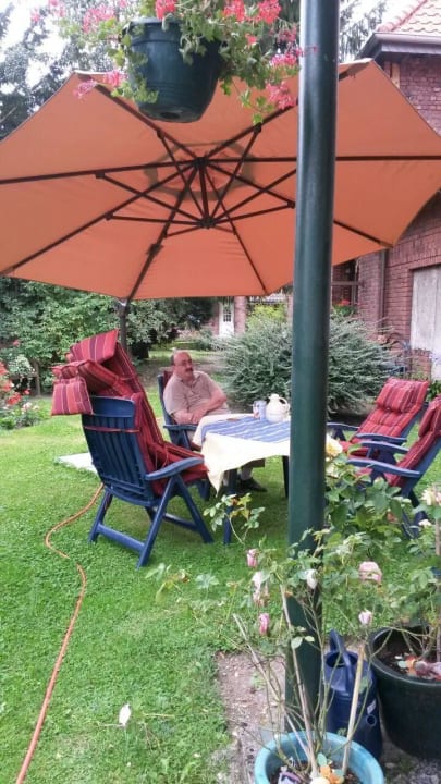 Garten der FEWO Ferienwohnung M. Bours