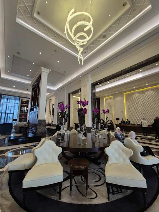 Lobby Hilton Istanbul Bomonti Hotel & Conference Center