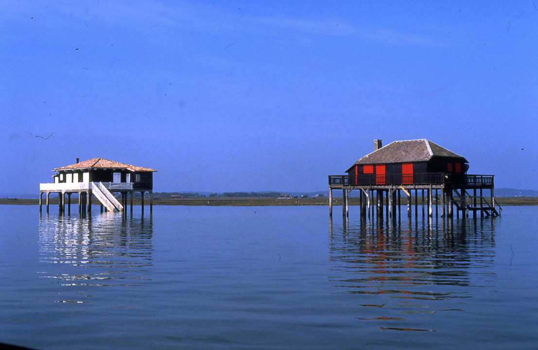 Cabanes Tchanquées Bassin d'Arcachon Hotel Point France