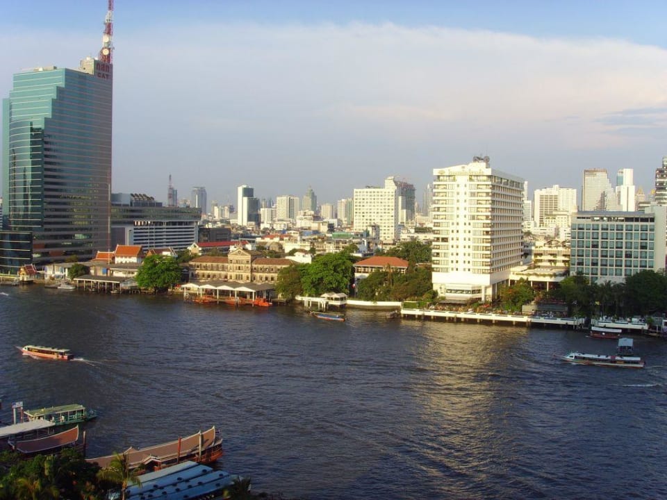 Aussicht aus unserem Hotelzimmer Hotel The Peninsula Bangkok