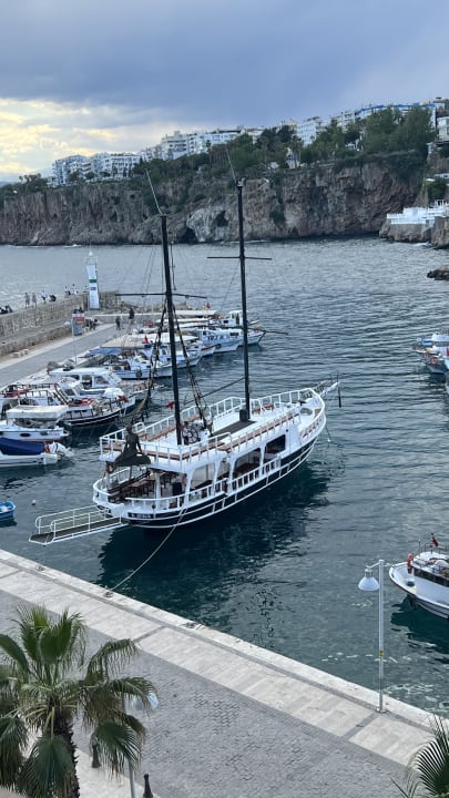 Strand Grand Seker Hotel