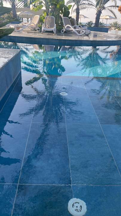 Pool Kirman Belazur Resort & Spa