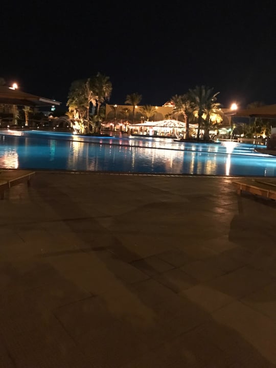 Beleuchteter Pool Desert Rose