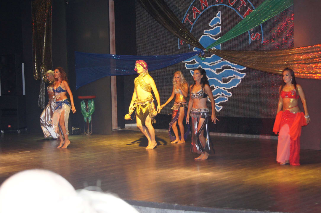 Its showtime!  Solivia Hotel