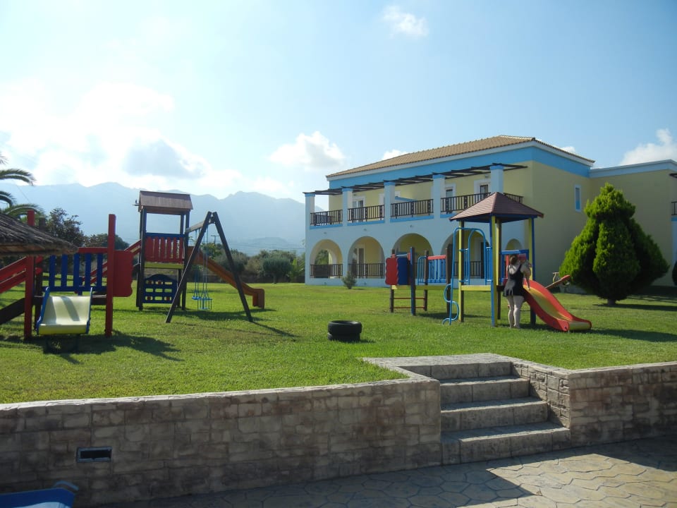2. Kinderspielplatz Corali Hotel