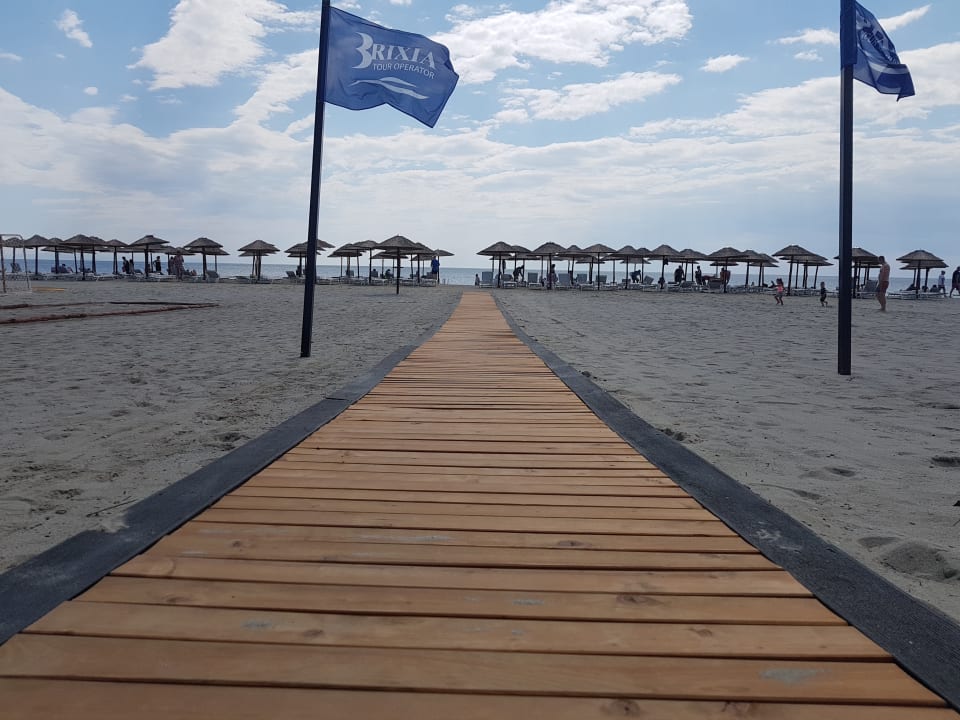 Strand Hotel Dion Palace Resort and Spa