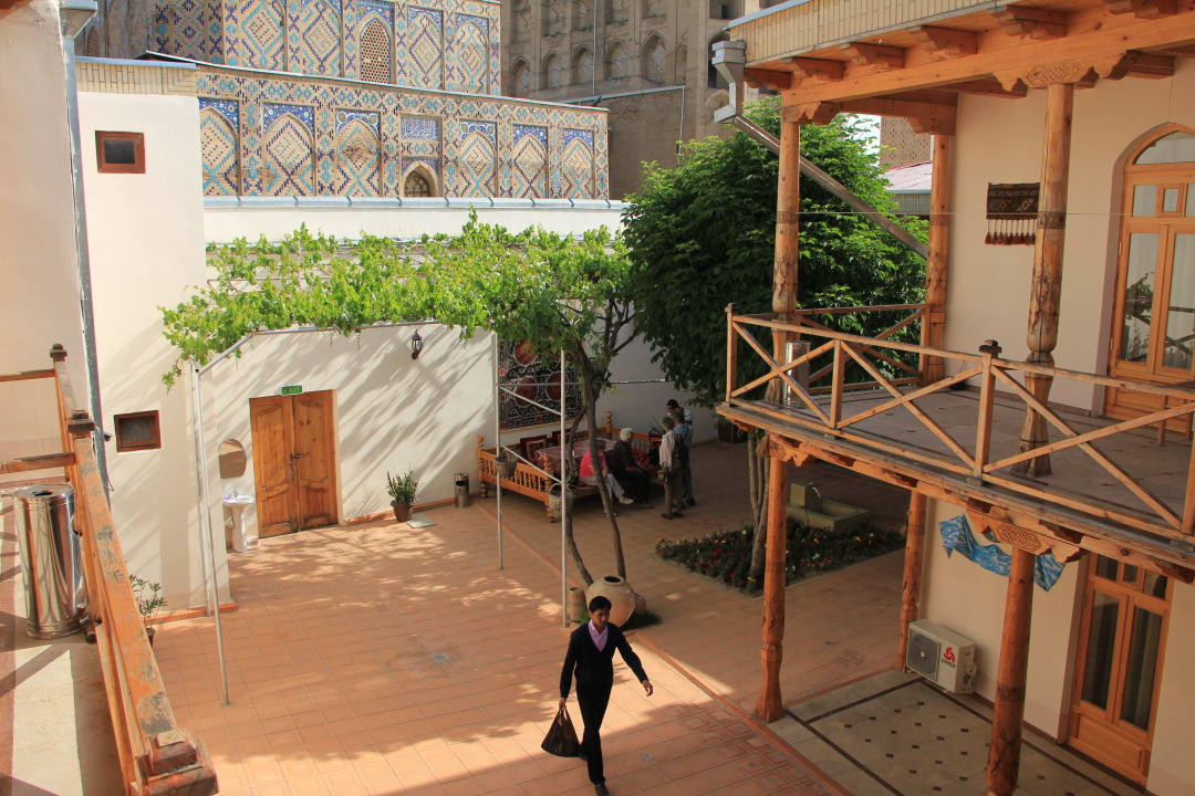 Innenhof des Hotels Hotel Bibikhanum