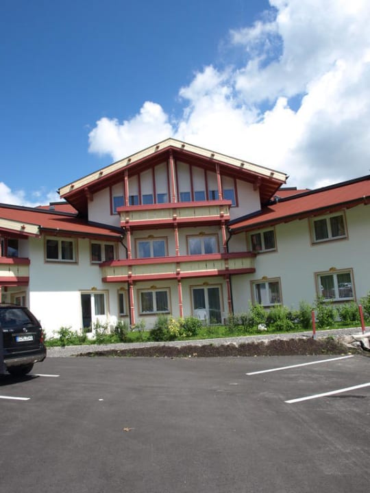 Hinteransicht des Hotels Familotel Kaiserhof