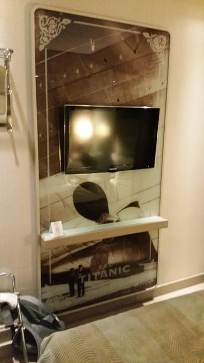 TV TITANIC Comfort Berlin Mitte