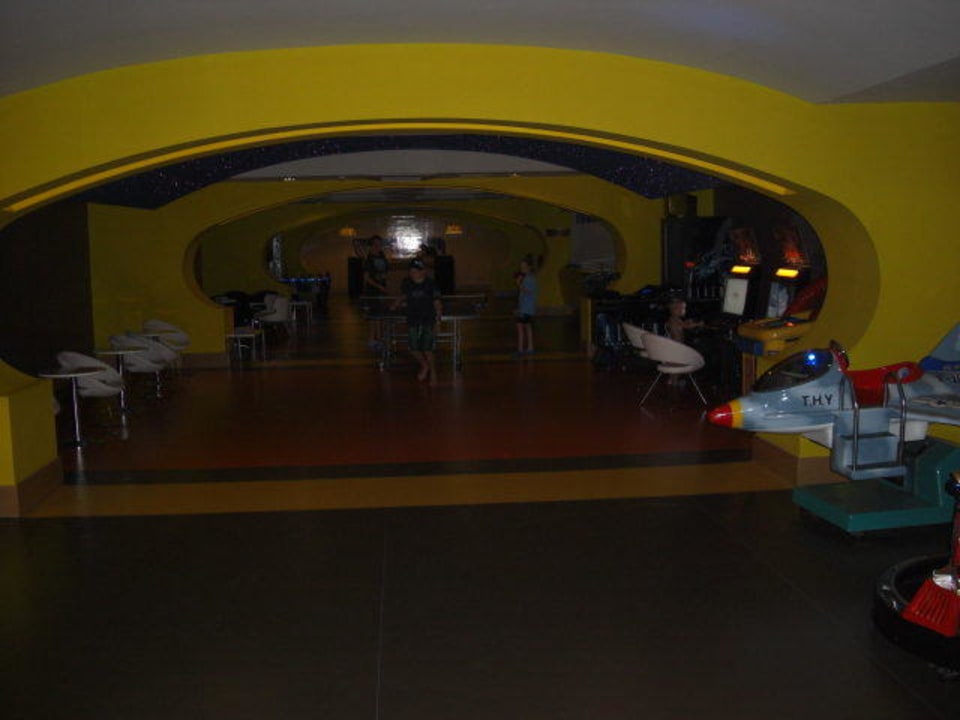 Sportstätte Hotel Royal Dragon