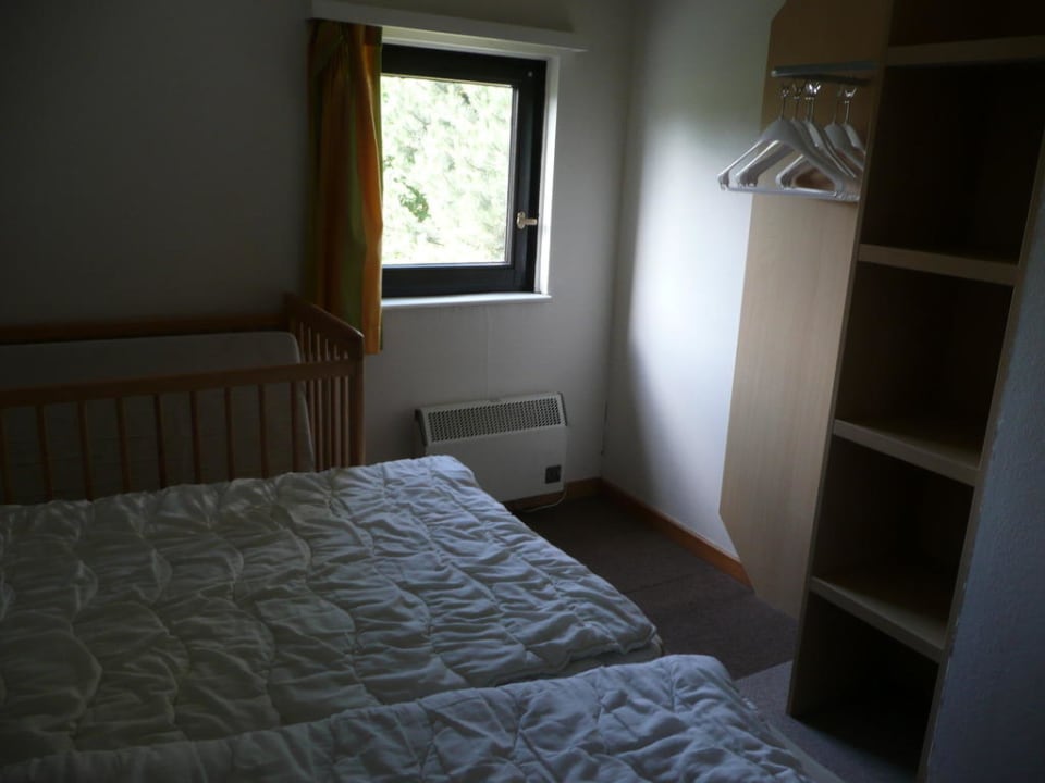 Zimmer für 2 Erwachsene und Kleinkind Center Parcs Park De Haan