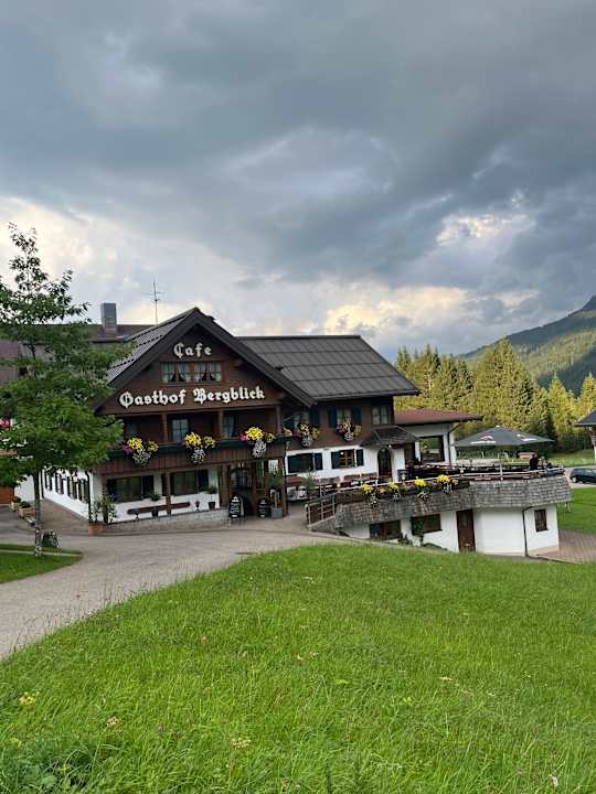 Außenansicht Gasthof Bergblick