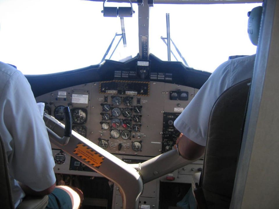 Cochpit Wasserflugzeug Kuredu Island Resort & Spa