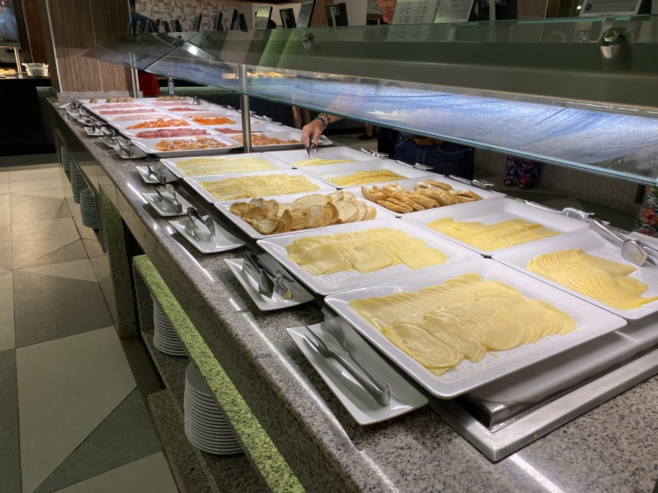 Gastro Hotel Riu Karamboa