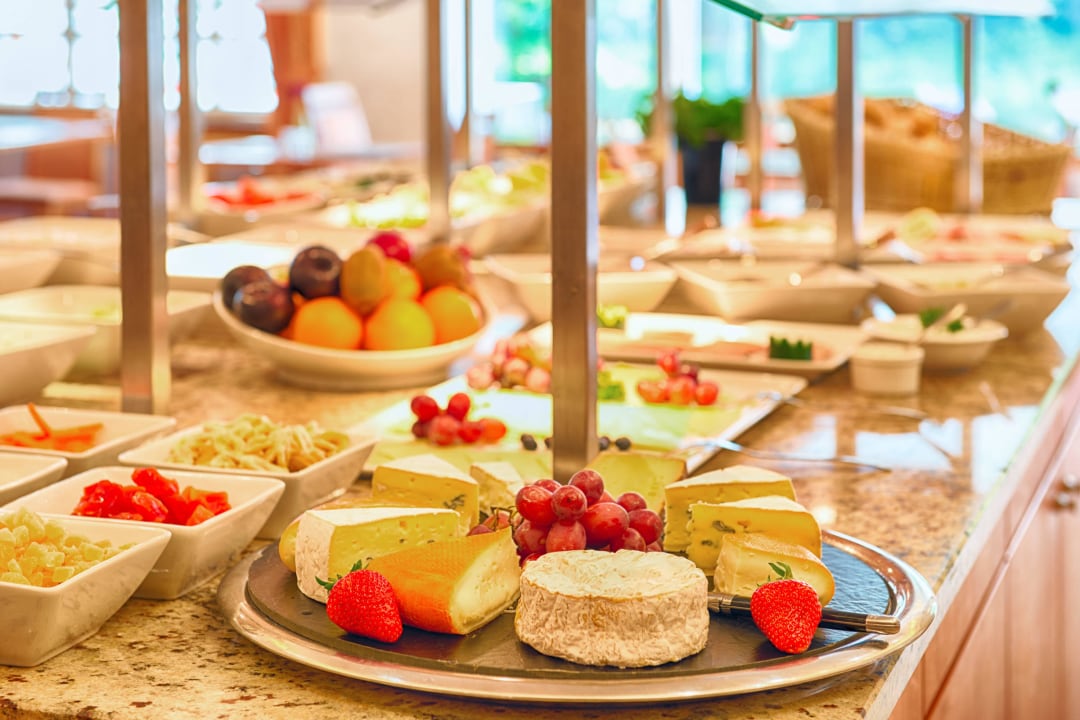 Breakfast Buffet Leonardo Hotel Karlsruhe
