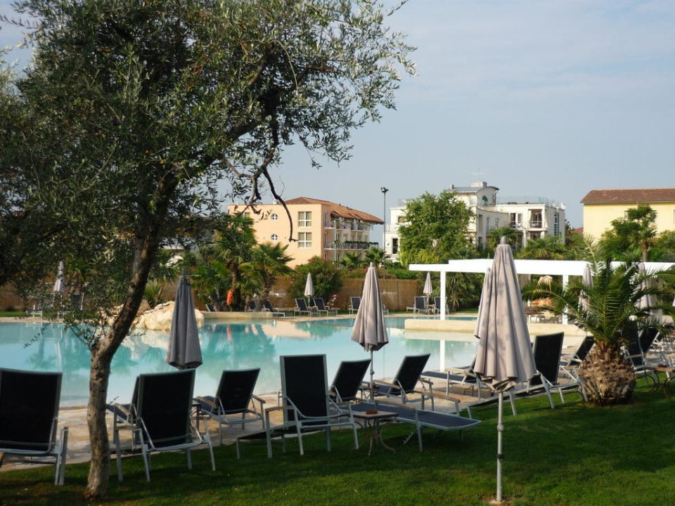 Blick von Sun Bay Pool Richtung Hotel Color Hotel
