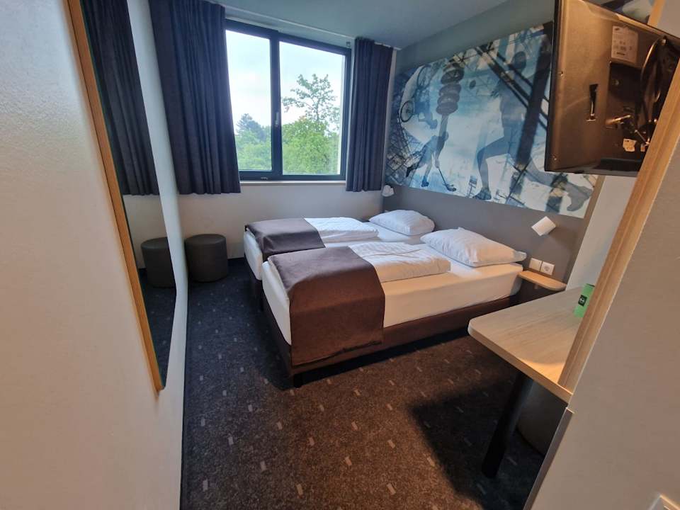Zimmer B&B Hotel München-Olympiapark