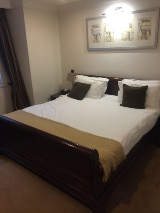 Unser bequemes Bett  Hotel Commodore