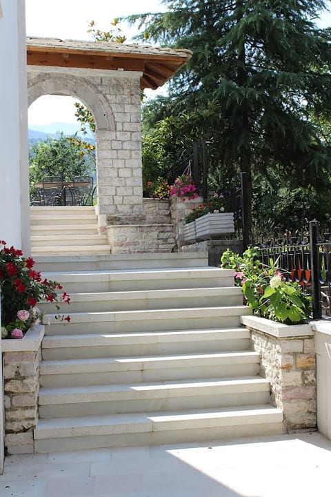 Sonstiges Hotel Bineri