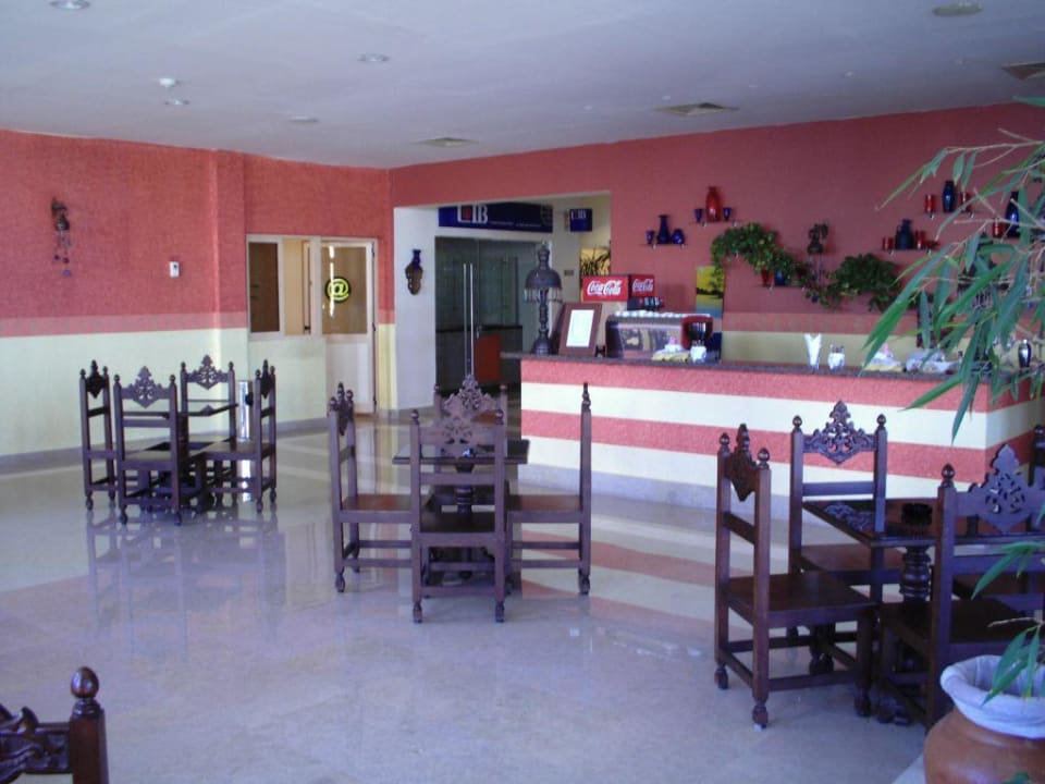 Lobby Bar im Hotel Amphoras Blu