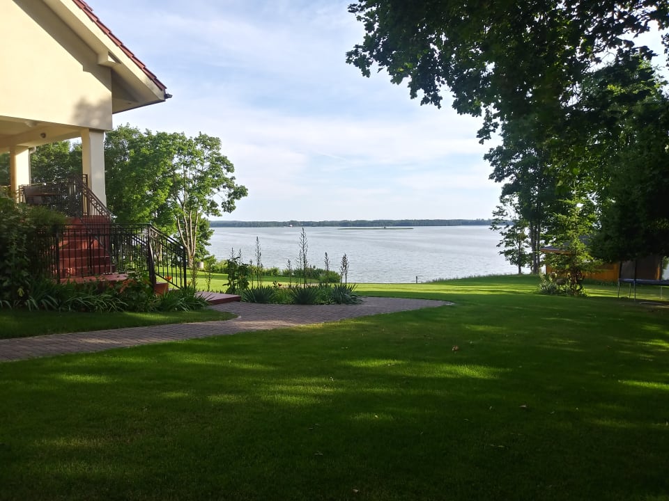 Außenansicht Pension Sajzy Haus am See