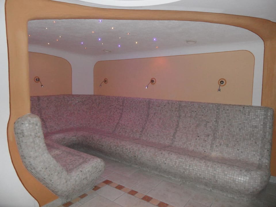 Lesebereich in der Sauna Alpen Adria Hotel & Spa