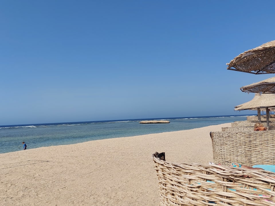 Strand Pensée Royal Garden Beach Resort