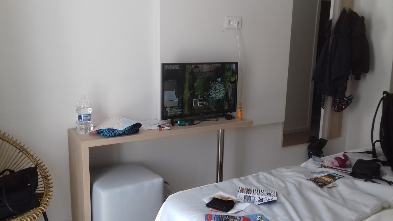 Zimmer HSM Regana - Adults Only