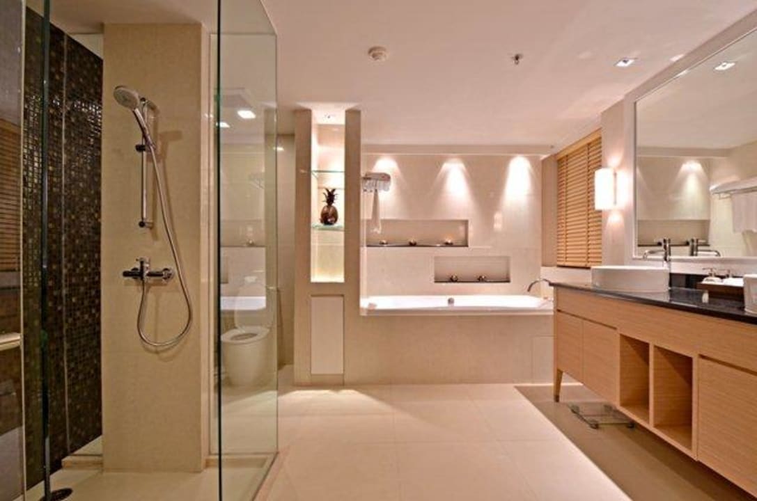 Bathroom Hotel Summit Windmill Golf Residence