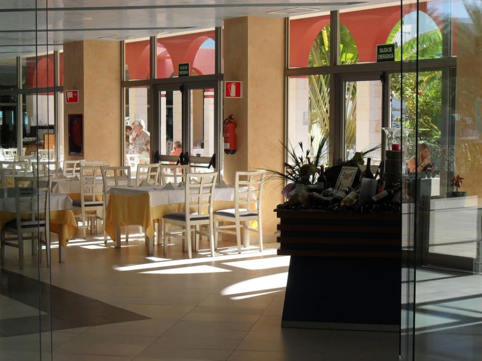 Restauranteingang R2 Pajara Beach