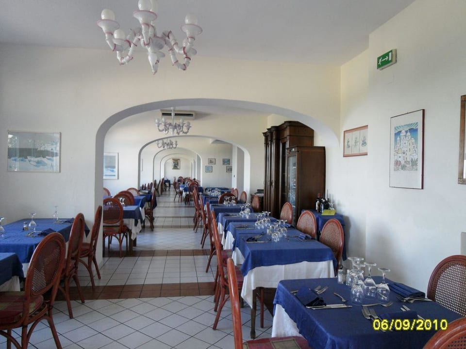 Dinner-Room Poggio Aragosta