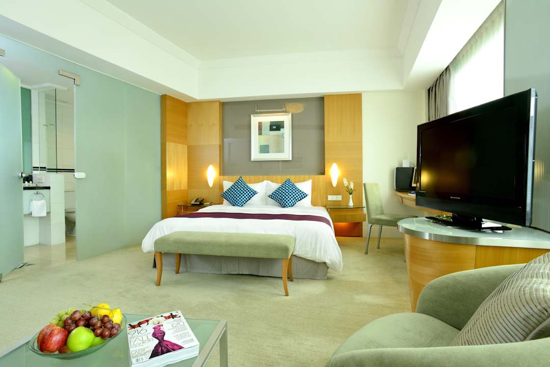 Executive Parlour Metropark Hotel Causeway Bay Hong Kong