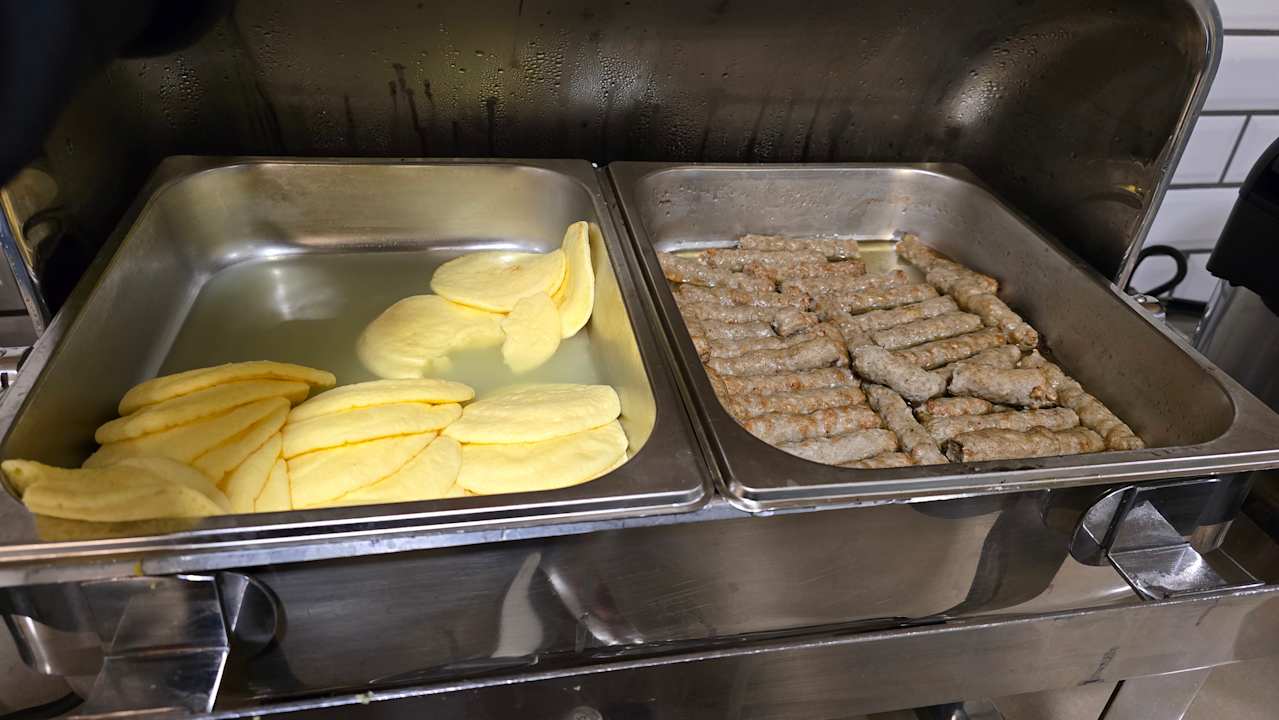 Gastro Country Inn & Suites by Radisson, Seattle-Tacoma International Airport, WA