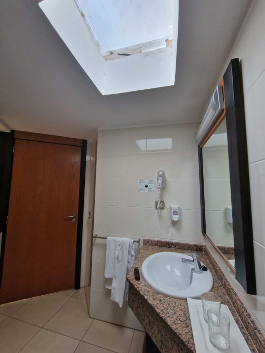 Zimmer HL Miraflor Suites Hotel