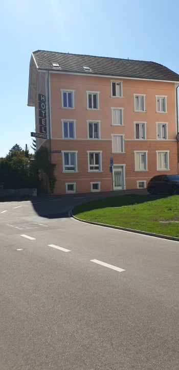 Außenansicht Hotel Edelweiss