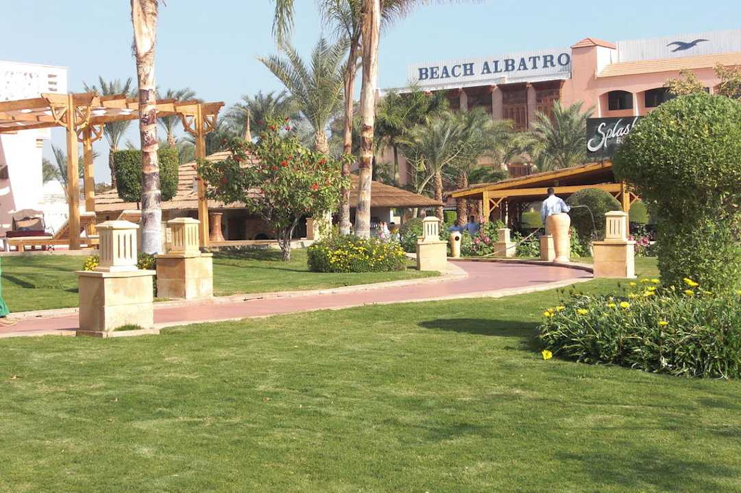 Blick Richtung Strandbar Pickalbatros Palace Resort