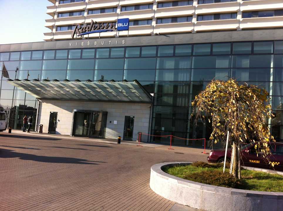 Eingang Hotel Radisson Blu Lietuva