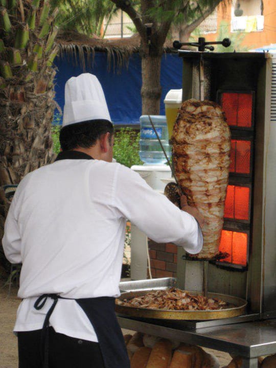 Dönerspieß Club Turtas Beach Hotel