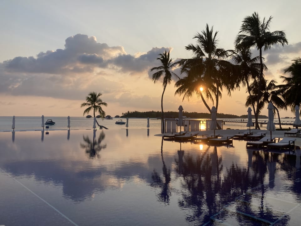 Pool Conrad Maldives Rangali Island