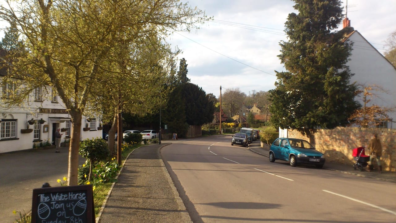 Hotel to the left The White Horse Hotel