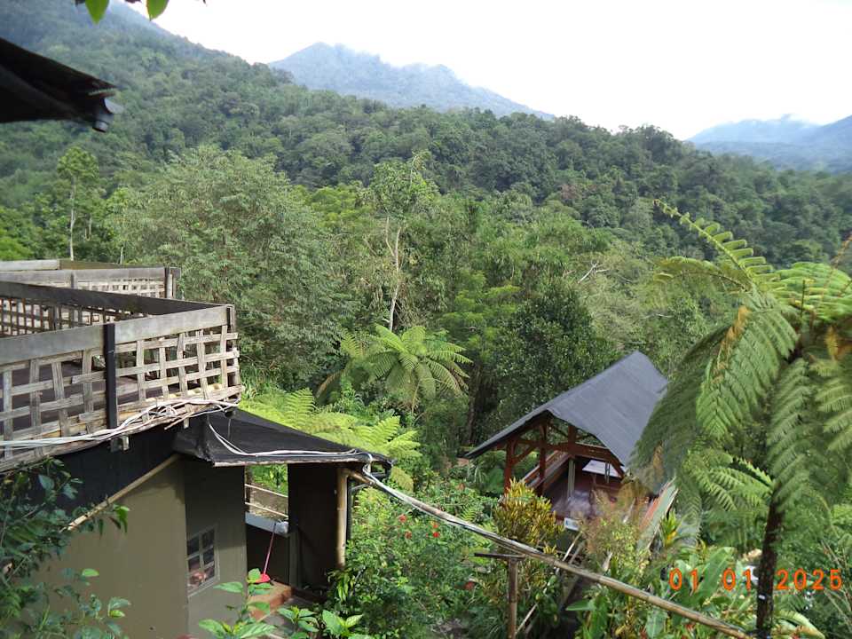 Außenansicht Sang Giri Mountain Tent Resort