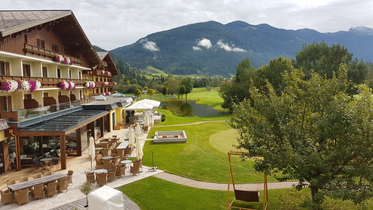 Außenansicht Hotel Gut Weissenhof