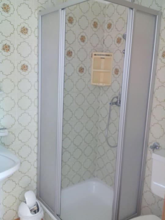 Badezimmer im 70er Jahre Stil Salzburgerhof Rauris