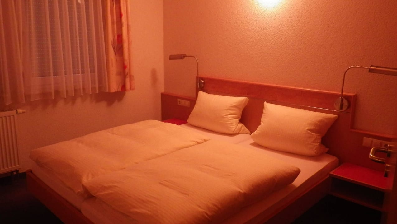 2-Bett-Zimmer, Nr. 1 Schlosshotel Ravenstein