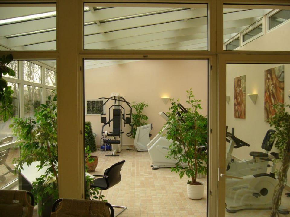 Fitnessraum Hotel Schlangenbader Hof