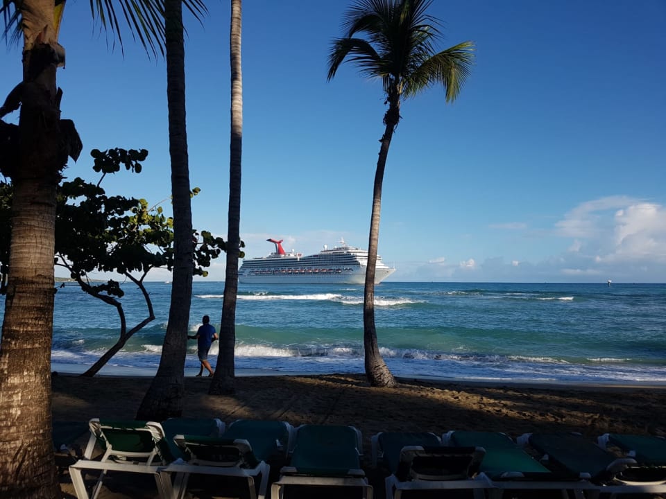 Strand Playabachata Hotel