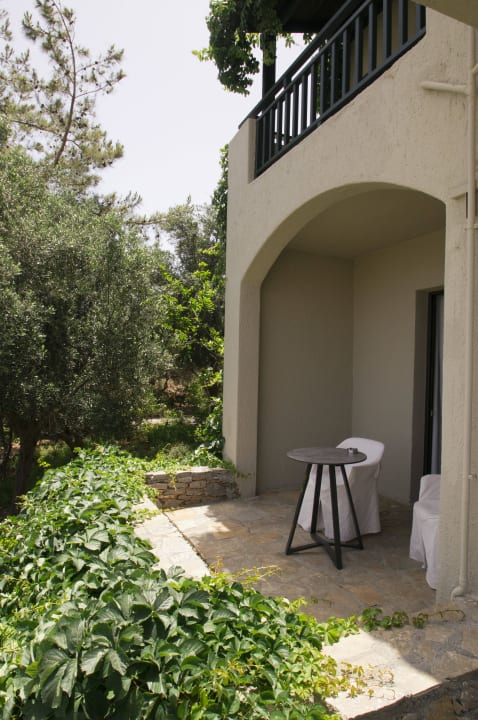 Sparrzimmer seitlich Domes Aulus Elounda All-Inclusive Resort, Curio Collection by Hilton