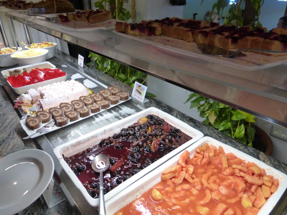 Nachtisch , Kuchen , Obstsalate Hotel Europalace